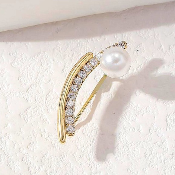Gold Pearl Zircon Ear Climber - Picture 3 of 5